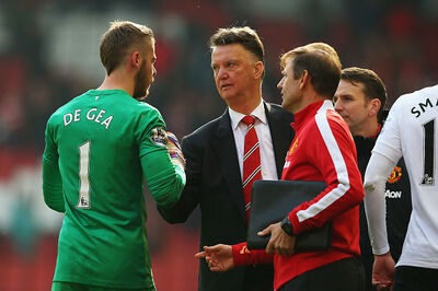 No problem between Louis van Gaal and David de Gea, says Juan Mata