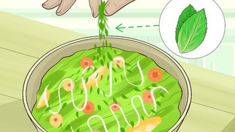 How to Use Lemon Balm