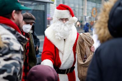 Santa Claus Isn't Coming to Town: Dull Christmas as Covid Sparks St. Nick Shortage in US