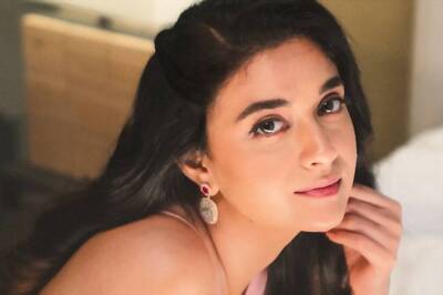 Keerthy Suresh’s Stunning Look In Blush Pink Saree Will Drive Your Monday Blues Away