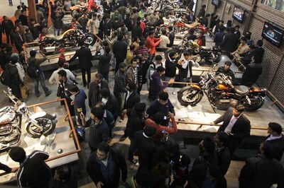 Auto Expo: Poor management disappoints visitors