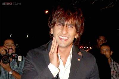 You've to see to believe this photo of Ranveer minus his beard and moustache