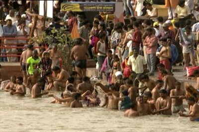 Bombay HC seeks government statement on water use for 'shahi snaan'