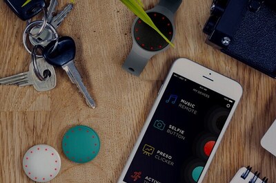 This activity tracker turns into a smart button to take selfies, shuffle playlist, and more