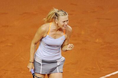Sharapova edges Ivanovic to reach Stuttgart semis