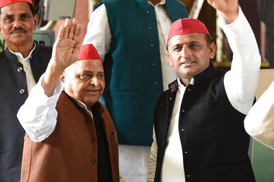 With Focus on Next UP Polls, Akhilesh Yadav Resigns as Lok Sabha MP, to Continue as MLA