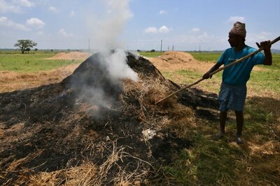 Five Farmers Booked for Burning Stubble in UP's Shamli