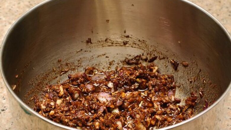 How to Make Jamaican Jerk Seasoning