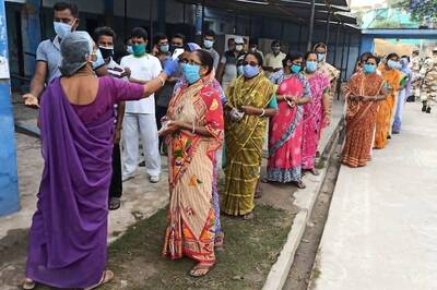 UP Panchayat Elections 2021: Polling Underway for Final Phase, 5.27 Lakh Candidates in Fray Across 17 Districts