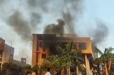Maratha Quota: Houses of 2 NCP Leaders, Civic Office Torched as Protests Intensify; 3 NDA Legislators Resign
