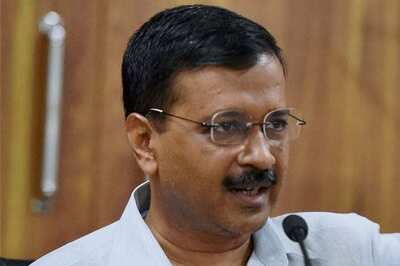 AAP Blames EVMs For MCD Rout, Termed 'Vilaap Mandali' on Twitter