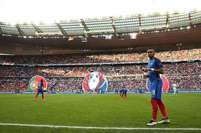Dimitri Payet Pledges Future to West Ham
