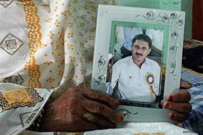 Pakistan 'Robin Hood' aims to wrest election from rich