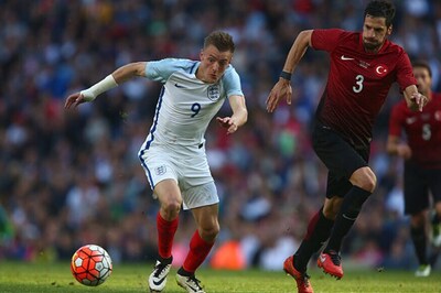 Jamie Vardy Finally Gets Married on the 4th Attempt