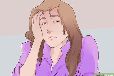 How to Know if Your Ex Is in Love with Someone Else