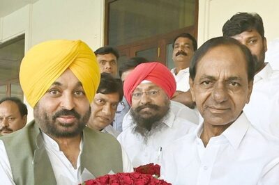 Punjab CM Mann Meets His Telangana Counterpart KCR, Congratulates Him for Launching BRS
