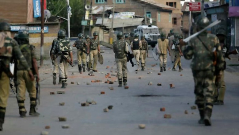Eid-al-Adha Marred By Fresh Violence In Kashmir, 3 Civilians Dead
