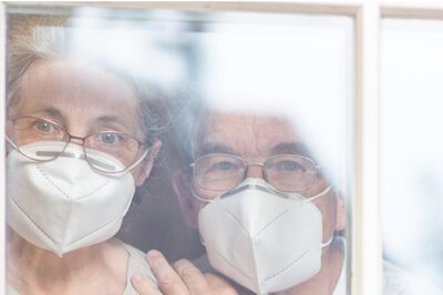 Study Says Paternal Grandparents' Support For Grandchildren Decreases When Family Faces Challenges