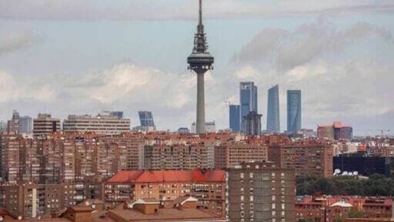 Madrid Wants Military Help, More Doctors To Fight Virus Wave