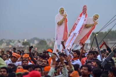 Spotlight on 2 'Other' Candidates as Karnataka Heads for Photo-Finish