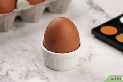 How to Watercolor Easter Eggs