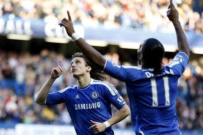 Bayern mulling 35-million-pound bid for Chelsea's David Luiz