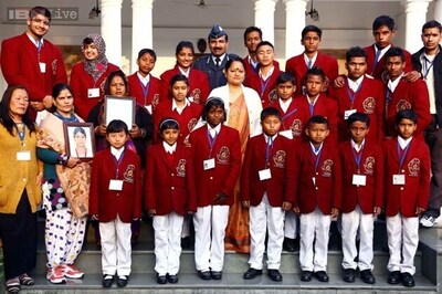 Snapshot: Air Chief Marshal Arup Raha interacts with National Bravery Award winners