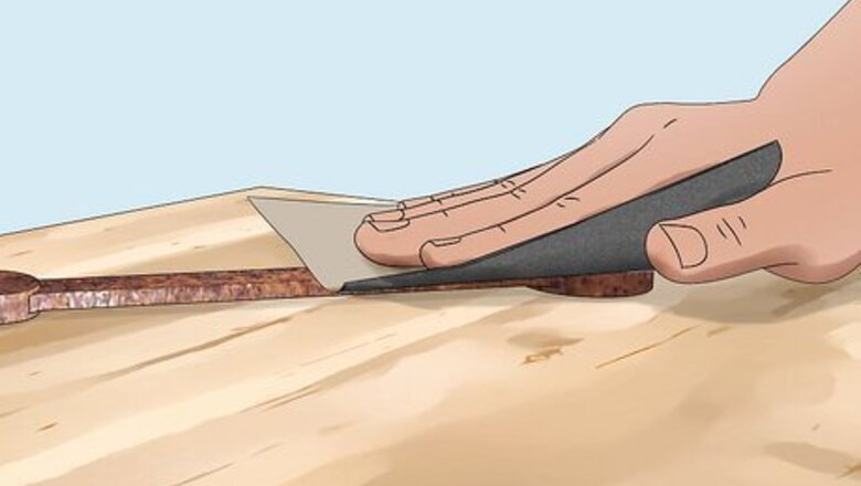 The Best Ways to Clean Rusty Tools