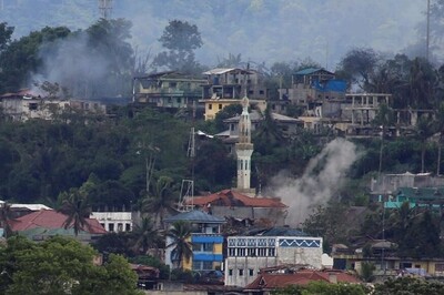 Philippine Politician Says Residents Report Scores of Bodies in Embattled City