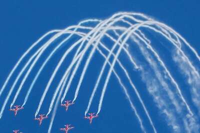 Breathtaking Air Stunts, PM's Praise for 'Made-in-India' Prowess Kickstart Aero Show 2023 | In Visuals