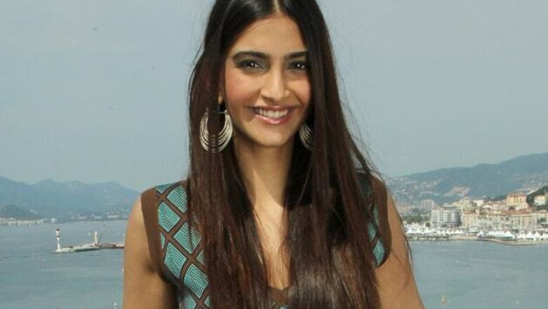 Sonam Kapoor wants to do her father's film 'Tezaab'