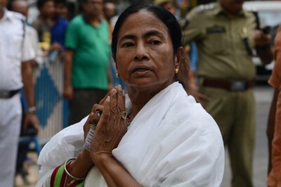 Mamata Accuses Police of Unleashing Terror at EC's Behest