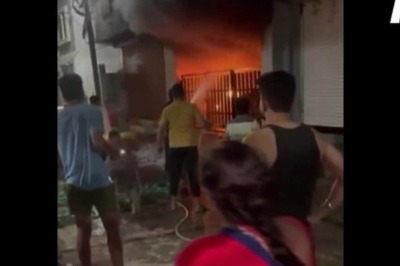 7 Die, Several Injured After Fire Breaks Out at Residential Building in MP's Indore; Probe Initiated