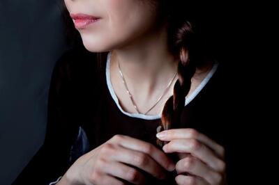 Tired Of Frizzy Hair? Here's How You Can Keep Monsoon Hair Problems At Bay