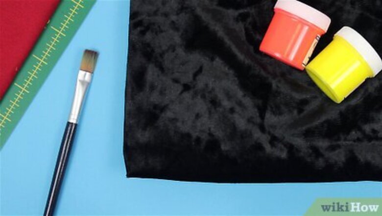 How to Paint on Velvet