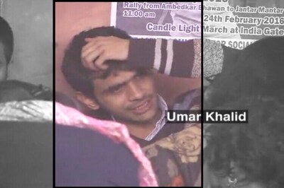 JNU students must surrender says Delhi HC, Umar wants to choose time and place