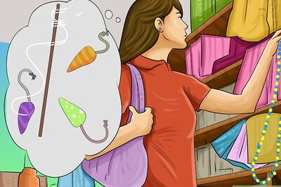 How to Choose Safe Cat Toys