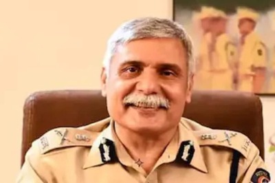 Court Sends Ex-Mumbai Police Chief Sanjay Pandey to Judicial Custody in Phone Tapping Case