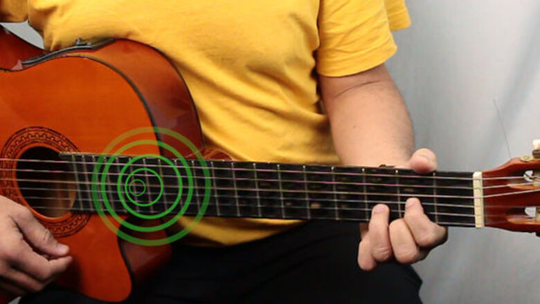 How to Play a D Major Chord on the Guitar