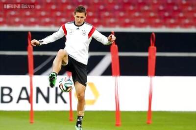 Brazil's Ronaldo to cheer against Miroslav Klose at football World Cup