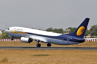 Cash-Strapped Jet Airways Defaults on Debt Payment to Banks
