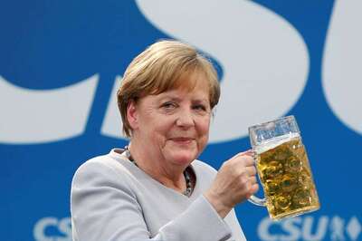 Germany Votes as History Beckons for Angela Merkel, and Far-right