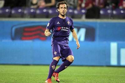 Fiorentina move two points clear after 3-0 win over Atalanta