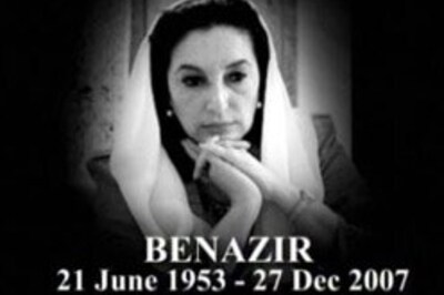 Benazir case: Pak court issues notice to FIA chief