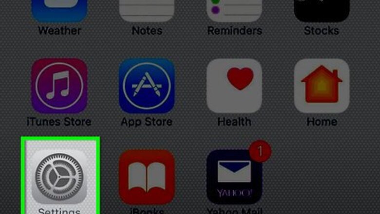 How to Enable and Disable the iPad Split Keyboard in iOS