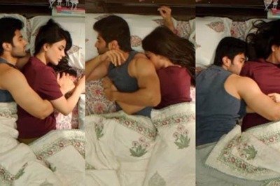 Vijay Deverakonda and Samantha Ruth Prabhu Cuddle In Bed As They Tease Kushi Love Song Aradhya