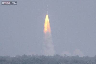 India's Mars orbiter to reach red planet in 33 days: ISRO