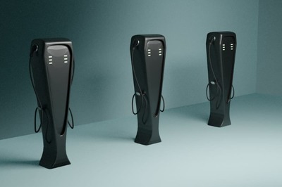 Two Students in Gujarat Develop Electric Kit for Motorbikes; Gets 80 Km Range on Single Charge