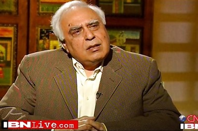 Not hurting IIT autonomy, but decision is final: Sibal