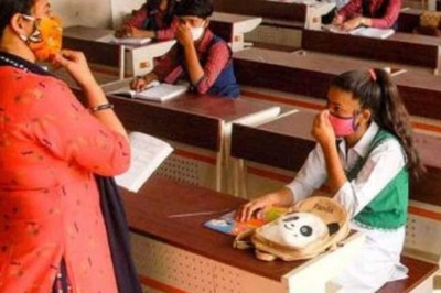 DDMA Instructs Delhi School Teachers, Staff To Get Vaccinated Before October 15